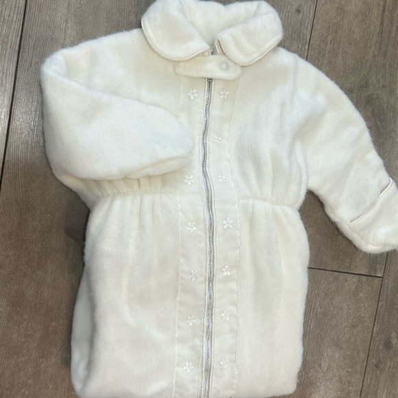 Vtg 1950s White Embroidered Bunting Sack Baby Girl Mun-Robe by Walter J. Murro - Picture 13 of 16